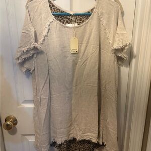 JODIFL Beige Frayed Short Sleeve Top